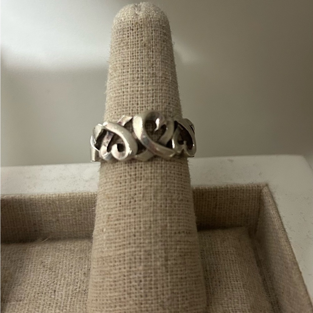 Tiffany & Co Paloma Picasso Loving Hearts Ring. Size 6.5